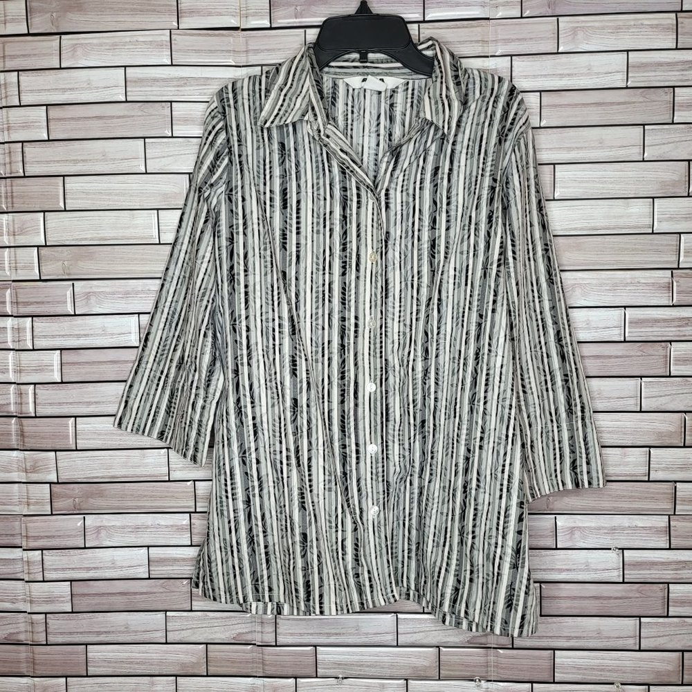 Alia Sport Women’s 3/4 Sleeve‎ Button Up Shirt 8 Black/Grey Stripes Career Work